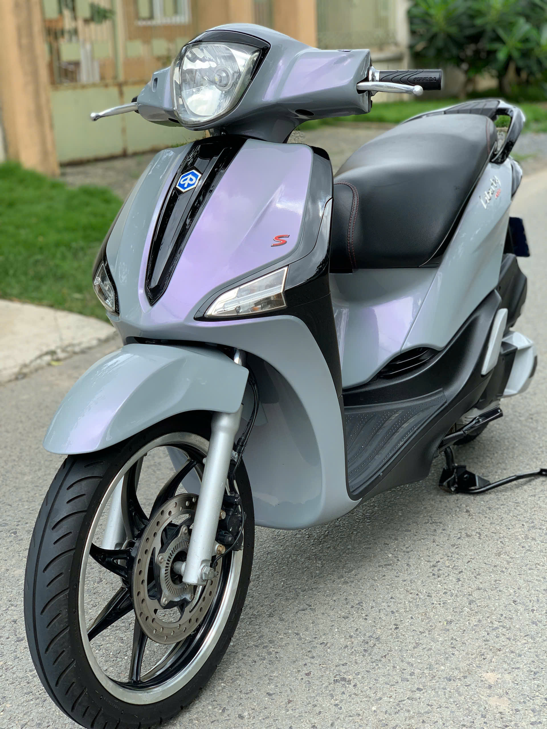 Xe Piaggio Liberty bản S 125 ABS iGET 2016 màu Xám xi măng ánh hồng zin nguyên bản BSTP ngay chủ 22.5 triệu (Mã X000032)