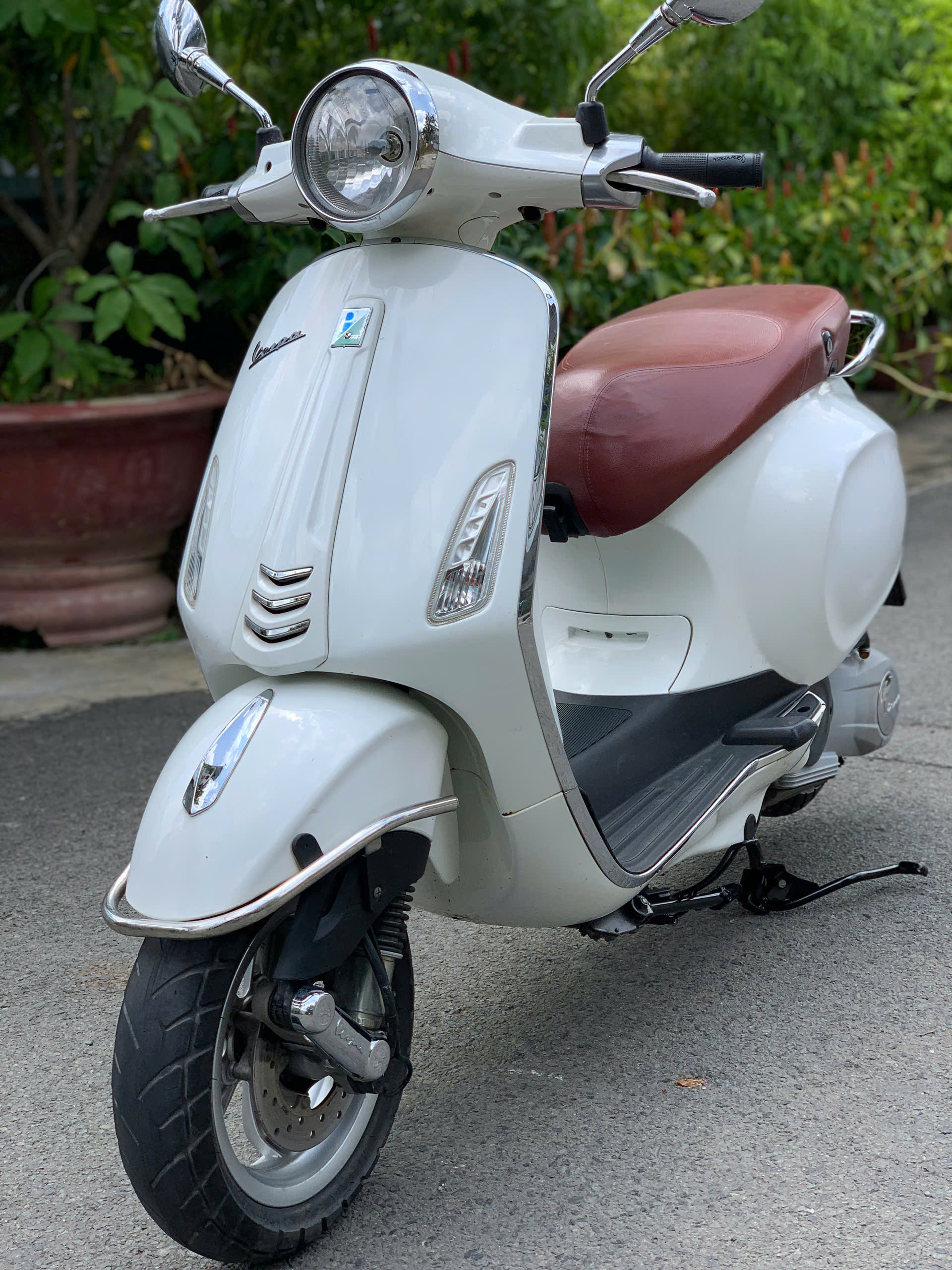 Xe Piaggio Vespa Primavera 125 3Vie 2014 màu Trắng zin nguyên bản BSTP ngay chủ 24.5 triệu (Mã X000034)