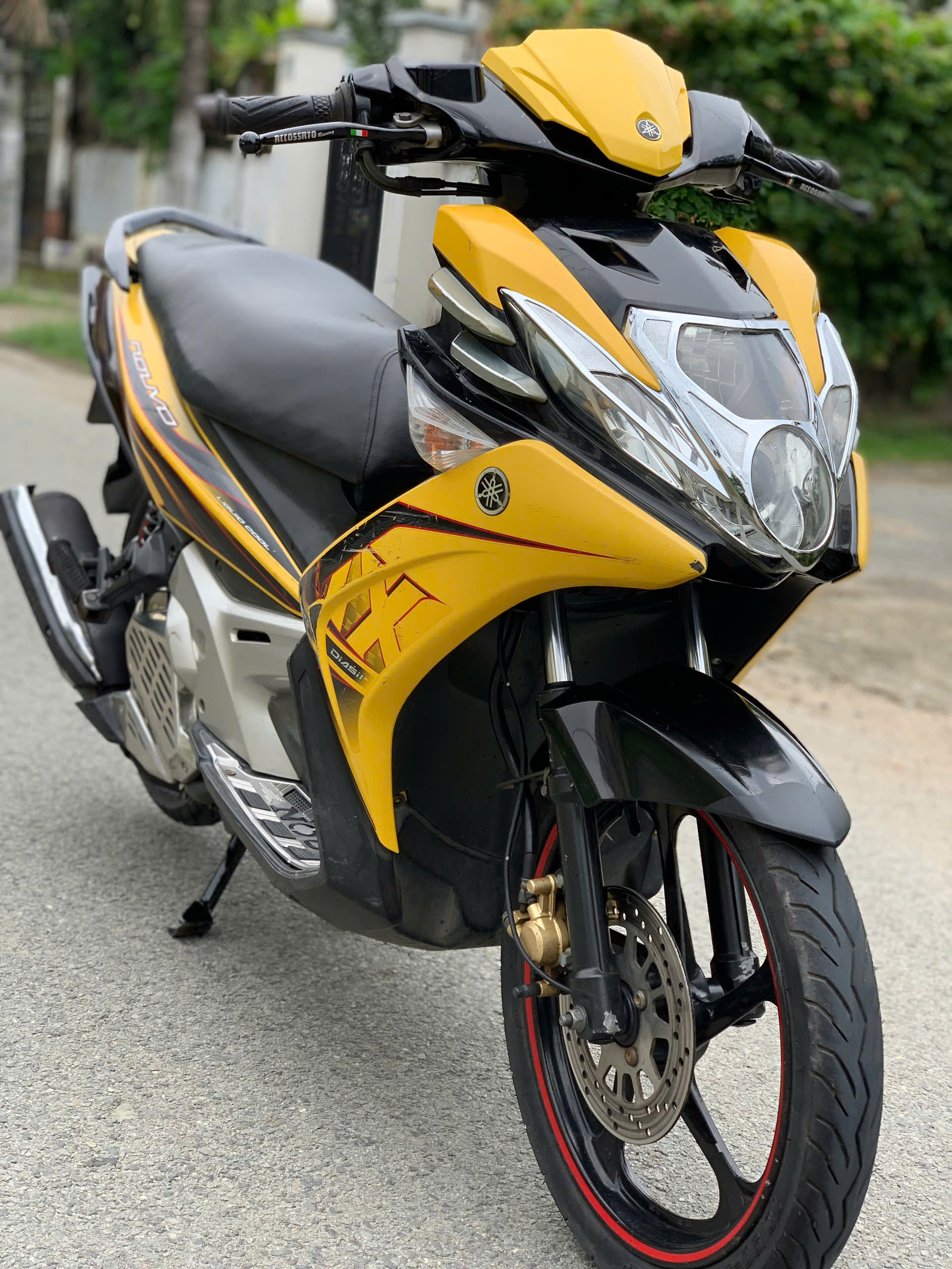 Xe Yamaha Nouvo 5 SX 125 Fi 2013 màu Vàng đen zin nguyên bản 8.5 triệu (Mã X000074)