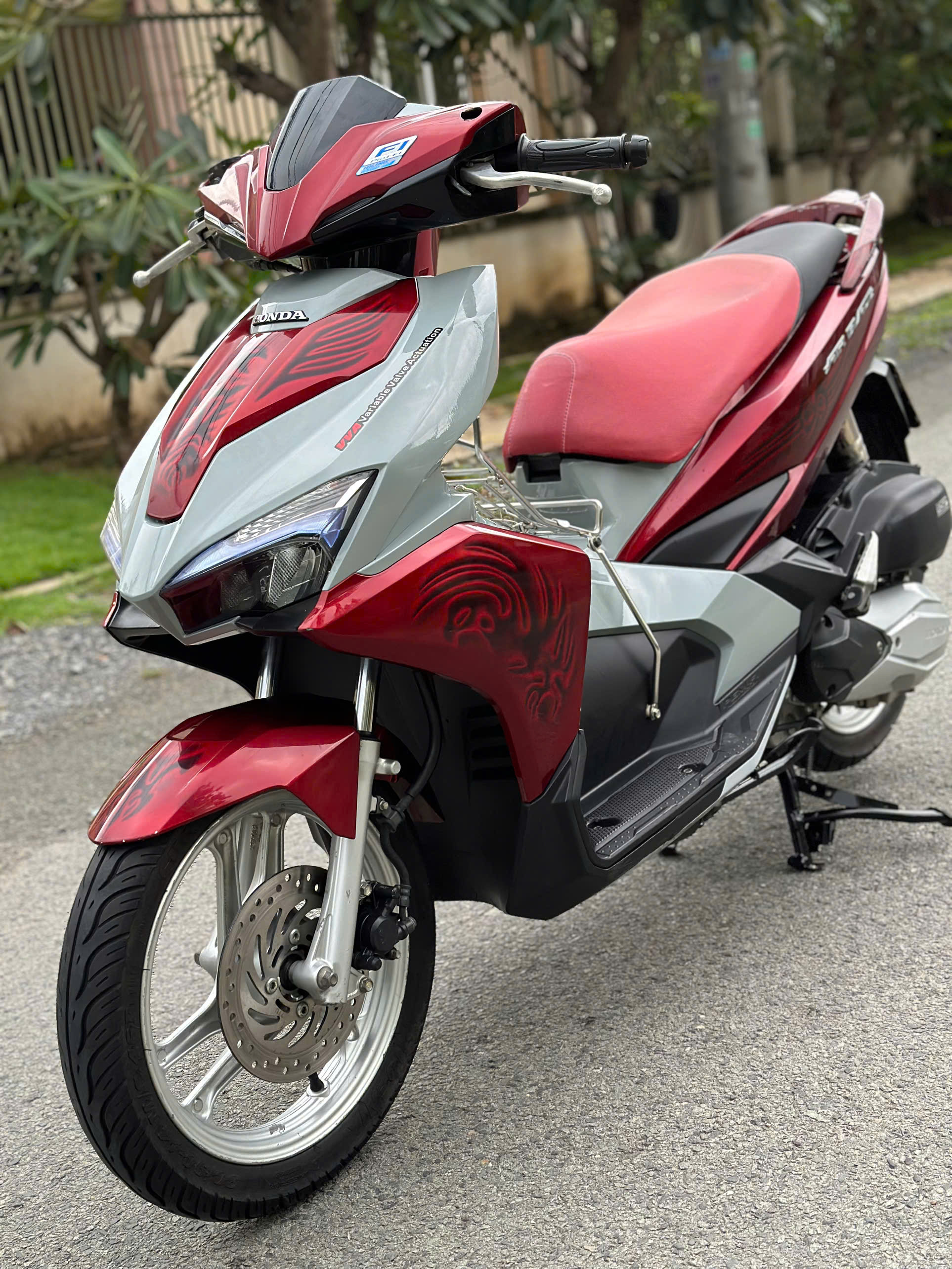 Xe Honda Airblade Led 125 Fi 2017 màu Đỏ xám đen zin nguyên ngay chủ 22.5 triệu (Mã X000077)