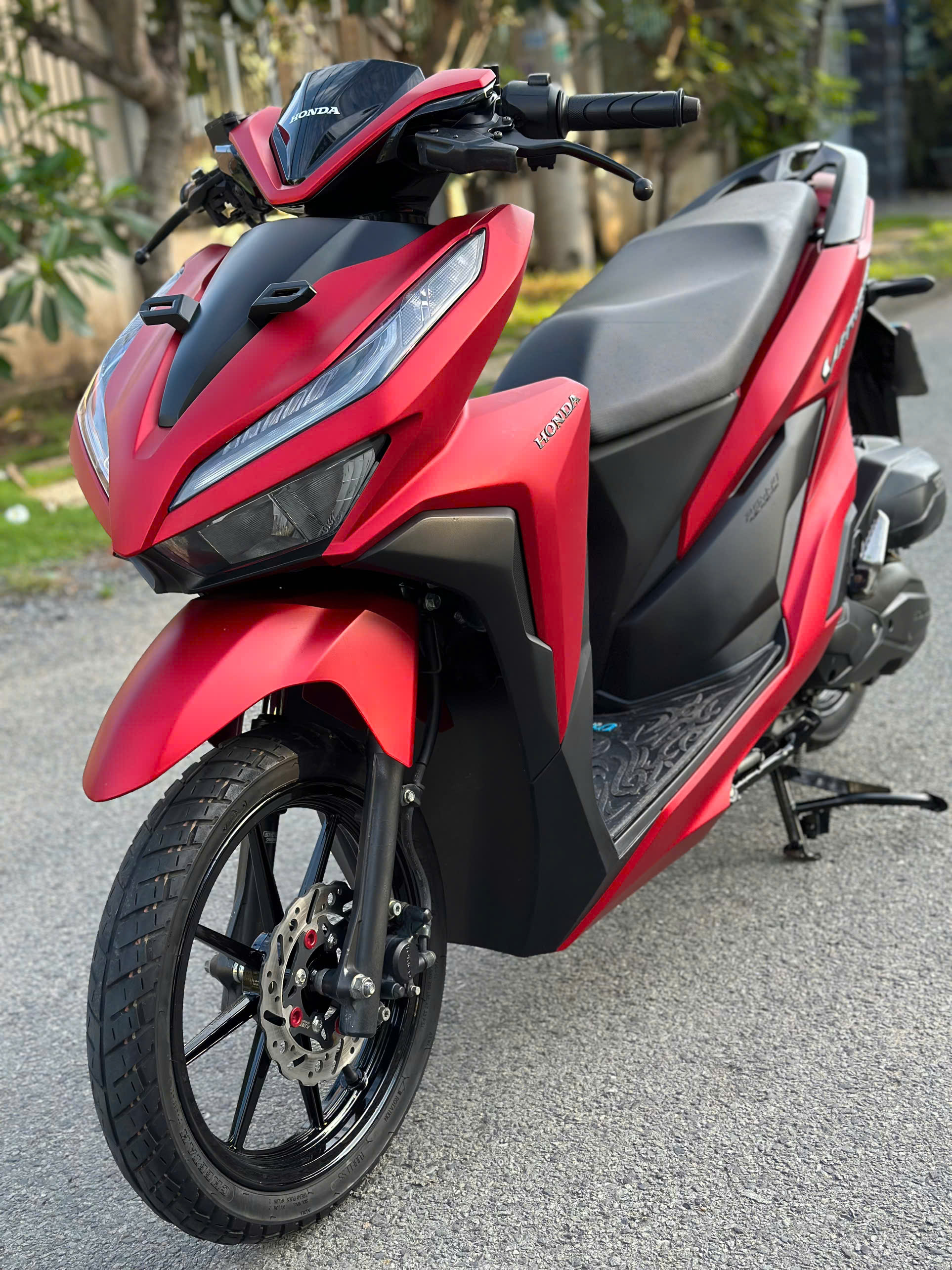 Xe Honda Vario 150 2022 Smartkey (nhập khẩu Indonesia) màu Đỏ nhám zin nguyên bản ngay chủ 38.5 triệu (Mã X000083)